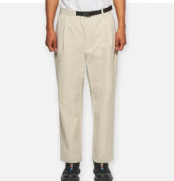 One Tuck Ankle Pants Beige